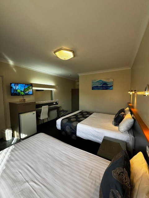 Acacia Motel - St Kilda Accommodation 2