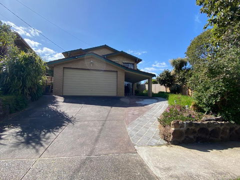 ADA Homestay - St Kilda Accommodation 0