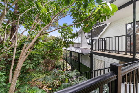 Adder View By Discover Stradbroke - St Kilda Accommodation 1