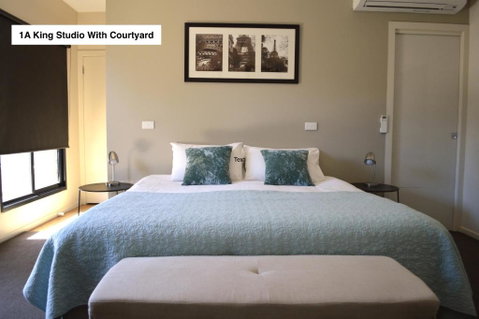 Adelphi Apartments 1 Or 1A - St Kilda Accommodation 3