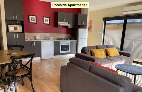 Adelphi Apartments 1 Or 1A - St Kilda Accommodation 2