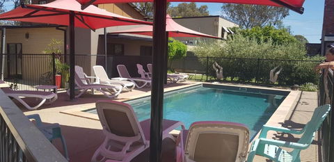 Adelphi Apartment 6 Riverview 2 BDRM Or 6A King Studio Riverview Both With Balconies - St Kilda Accommodation 4