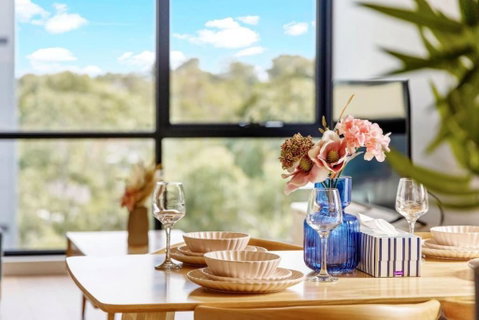 Adorable 2B Apt Near Macquarie Uni - St Kilda Accommodation 0