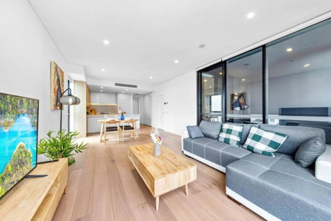 Adorable 2B Apt Near Macquarie Uni - St Kilda Accommodation 1