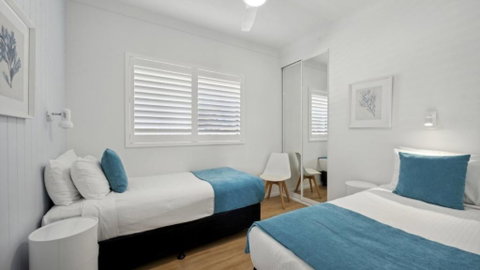 Affordable, Pool, Spa, Beach, Sleeps 5 - St Kilda Accommodation 4