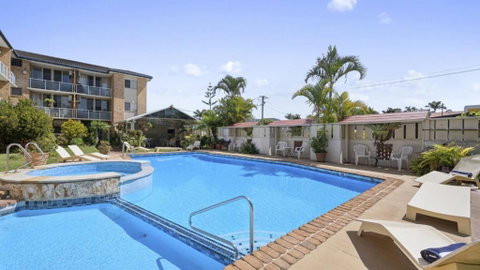 Affordable, Pool, Spa, Beach, Sleeps 5 - St Kilda Accommodation 0