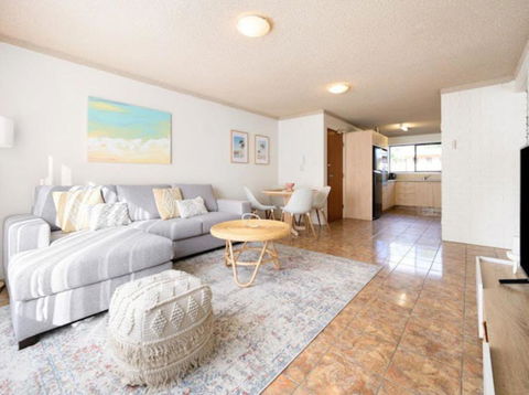 Affordable Relaxing GC Getaway - St Kilda Accommodation 0