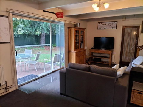 Ageri Holiday House - St Kilda Accommodation 1
