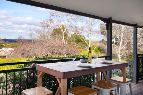 Aggies Way - St Kilda Accommodation 0