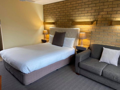 AAt 28 Goldsmith Motel - St Kilda Accommodation 3
