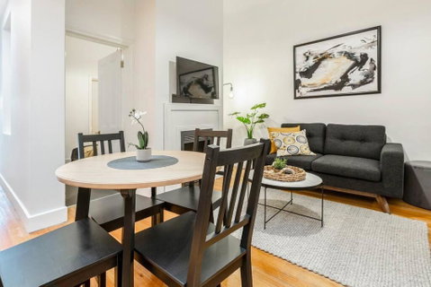 A Carlton Classic - Quaint Inner-City Getaway - St Kilda Accommodation 0