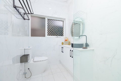 Adelaide Escape And Business-3Bath Full Kitchen Fast Wifi 3TV-for Large Families And Group - St Kilda Accommodation 4