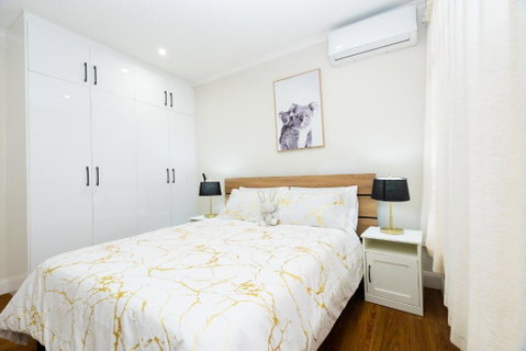 Adelaide Escape And Business-3Bath Full Kitchen Fast Wifi 3TV-for Large Families And Group - St Kilda Accommodation 3