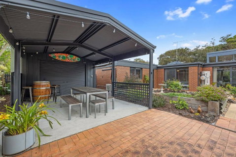A Sand And Sea Retreat - 150m From Beach, Pet Friendly - St Kilda Accommodation 1