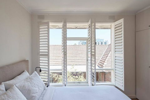 A Touch Of Tuscan Charm Off Toorak Road - St Kilda Accommodation 1