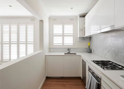 A Touch Of Tuscan Charm Off Toorak Road - St Kilda Accommodation 4