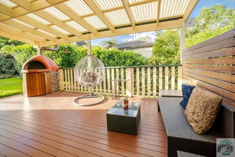 Aircabin - Beecroft - Sydney - 3 Bed Holiday House - St Kilda Accommodation 0