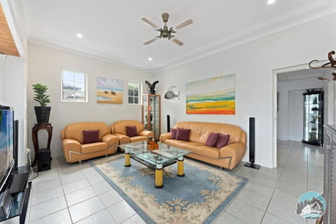 Aircabin - Blakehurst - Spacious - 5 Beds House - St Kilda Accommodation 3