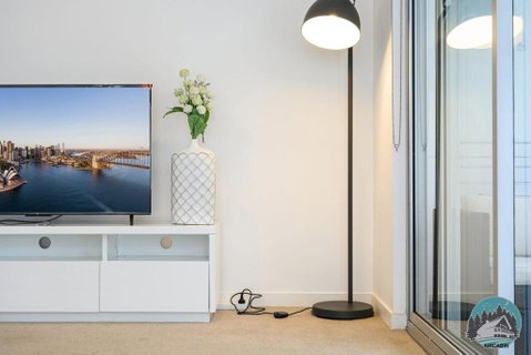 Aircabin - Gordon - Modern - 2 Beds Apt Free Park - St Kilda Accommodation 0