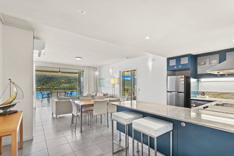 Airlie Beach Ocean Views & Resort Living @ 231 - St Kilda Accommodation 4