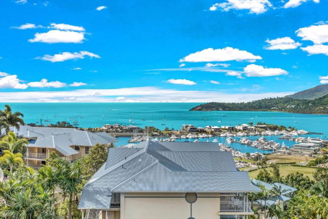 Airlie Beach Ocean Views & Resort Living @ 231 - St Kilda Accommodation 3