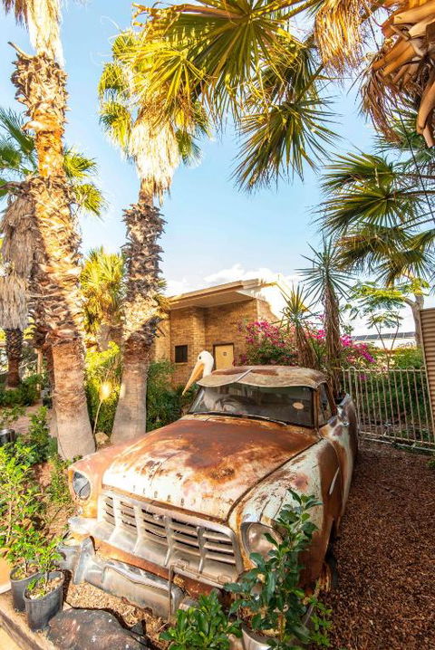 Albert Park Motor Inn-KING BEDS-POOL-SHADED PARKING - St Kilda Accommodation 1