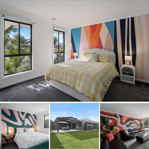 Albury Funk - St Kilda Accommodation 0