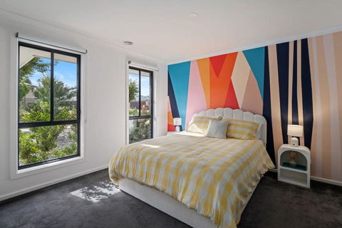 Albury Funk - St Kilda Accommodation 2