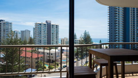 Alexander Holiday Apartments - St Kilda Accommodation 4