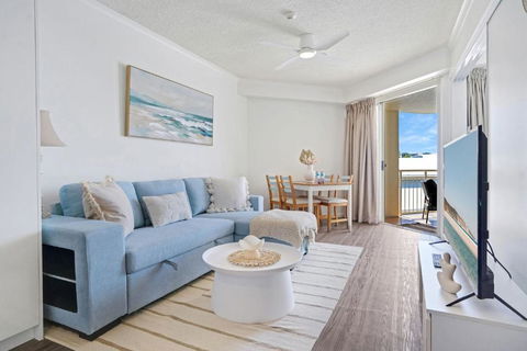 Alexandra Beach Resort Couples Escape - CoastHM - St Kilda Accommodation 1