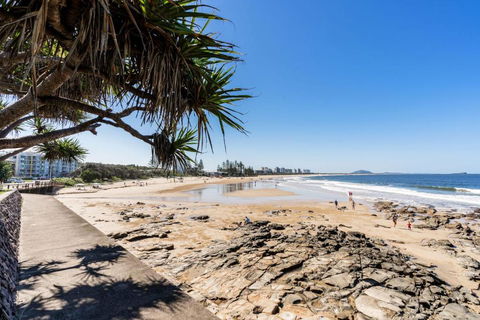 Alexandra Beach Resort Couples Escape - CoastHM - St Kilda Accommodation 4