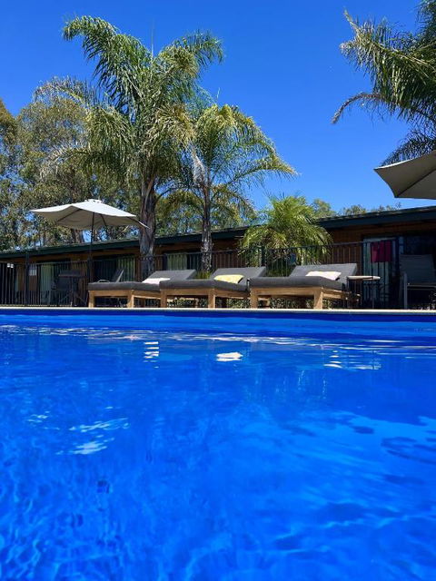 Alexandra Motor Inn - St Kilda Accommodation 0