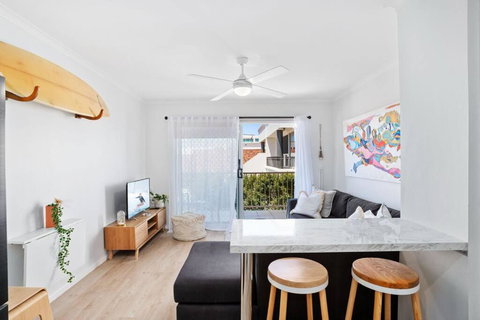 Alfred Street - Hosted By Burleigh Letting - St Kilda Accommodation 0