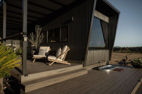 Alisa The Tiny Cabin In Busselton - St Kilda Accommodation 4