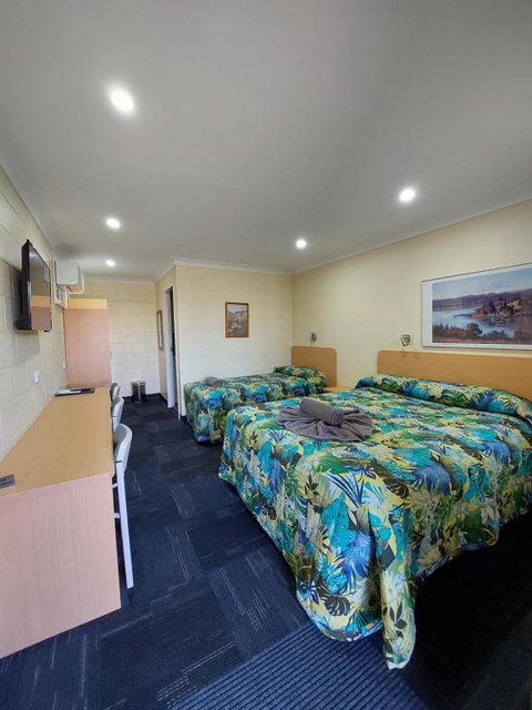 All Seasons Motor Lodge - St Kilda Accommodation 2
