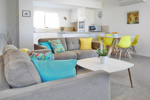 Allara 1 - St Kilda Accommodation 4