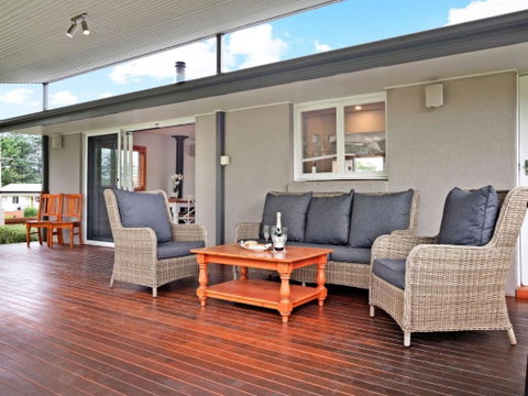 Allinga Lodge - St Kilda Accommodation 1