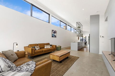 Allure - St Kilda Accommodation 4