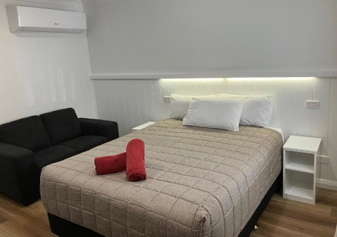 Almond Inn Motel - St Kilda Accommodation 3