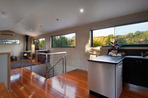 Alofi - St Kilda Accommodation 0