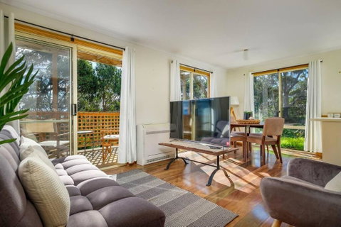 Alonnah Bruny Island Views - St Kilda Accommodation 2