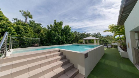 Alpha 8 On Waterson - Airlie Beach - St Kilda Accommodation 0