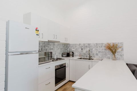 Alpha Centauri 7 Of 39 Gippsland Street - St Kilda Accommodation 1