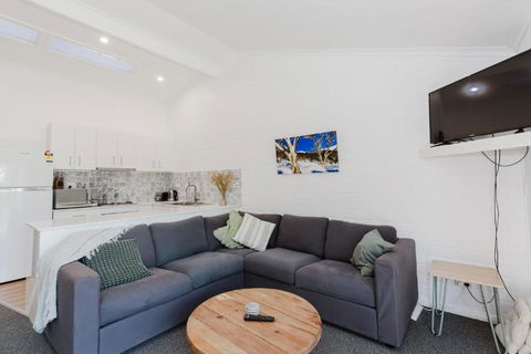 Alpha Centauri 7 Of 39 Gippsland Street - St Kilda Accommodation 2