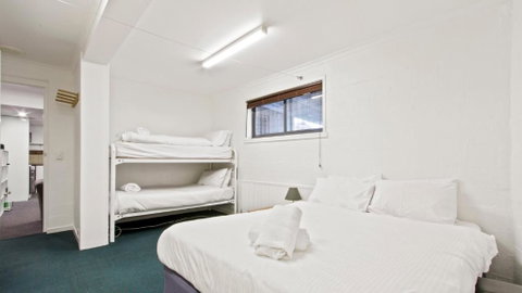 Alpine Heights 11B - St Kilda Accommodation 3
