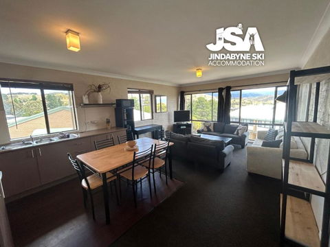 Alpine Mountain View 44 - St Kilda Accommodation 1