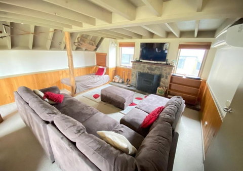 Alpine Star - St Kilda Accommodation 1