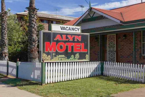 Alyn Motel - St Kilda Accommodation 0
