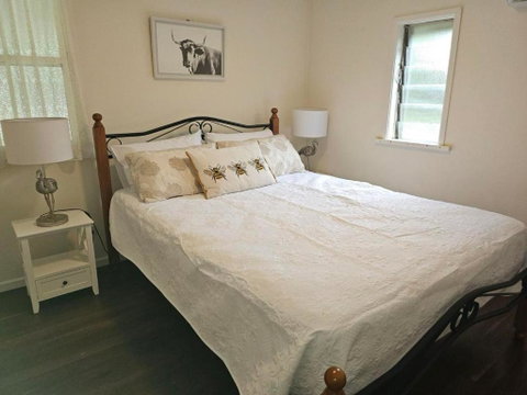 Amamoor Lodge - St Kilda Accommodation 2