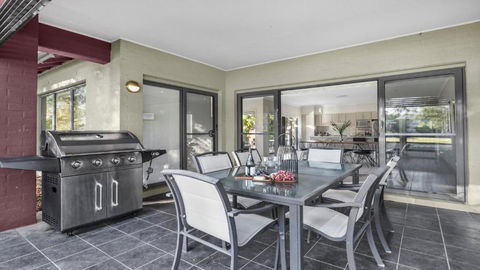 Amaroo Lodge - The Vintage - St Kilda Accommodation 4